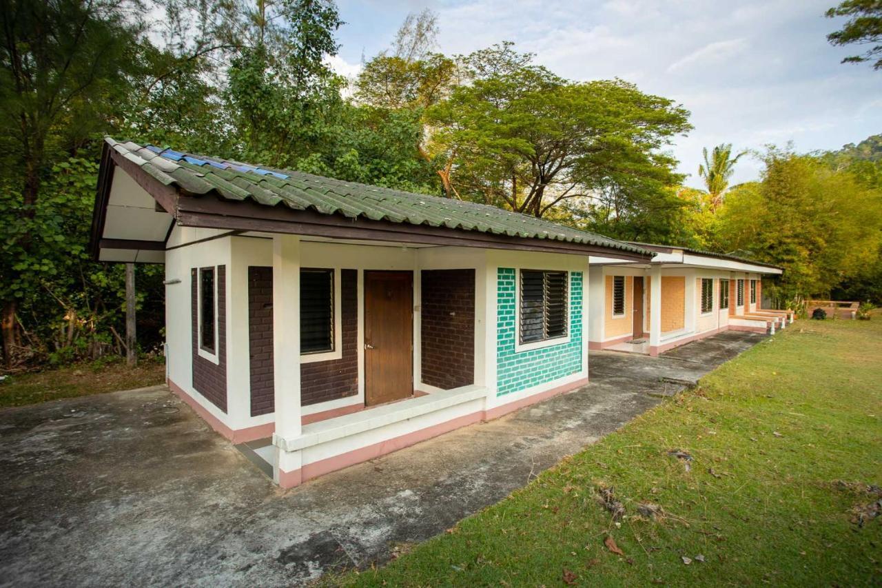 Andaman Peace Resort Ranong Eksteriør billede